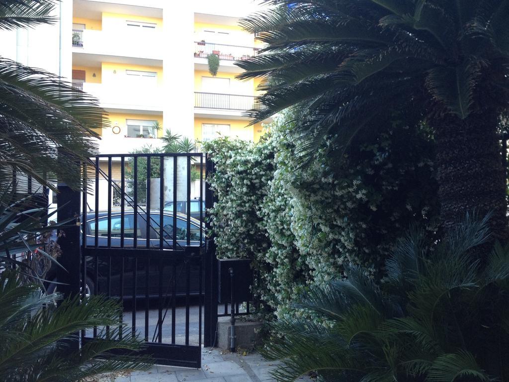 Bed And Breakfast Via Leuca Lecce Exteriör bild