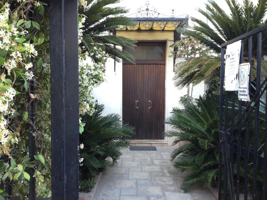 Bed And Breakfast Via Leuca Lecce Exteriör bild