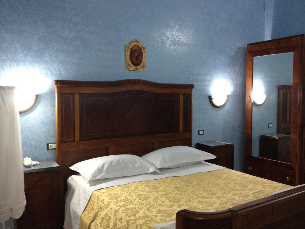Bed And Breakfast Via Leuca Lecce Exteriör bild
